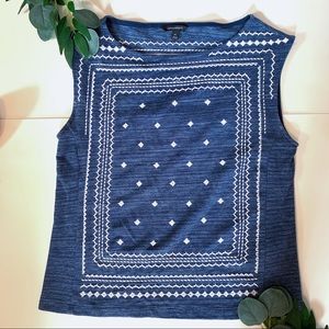 🍂Banana Republic embroidered top
